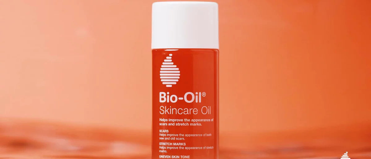 Bio-Oil Skincare Body Oil and Scar Treatment with Vitamin E for Stretch Marks, Acne Spots, Massage and Cuticle Care - 6.7 fl oz