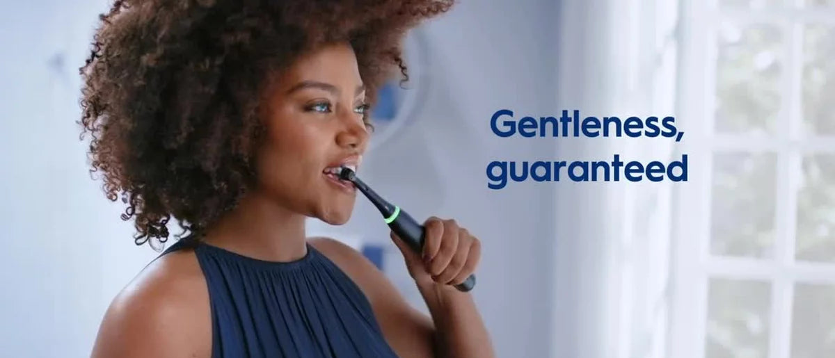 Oral-B iO Series 4 Electric Toothbrush with Timer Multiple Brush Modes and Brush Head - Light Blue