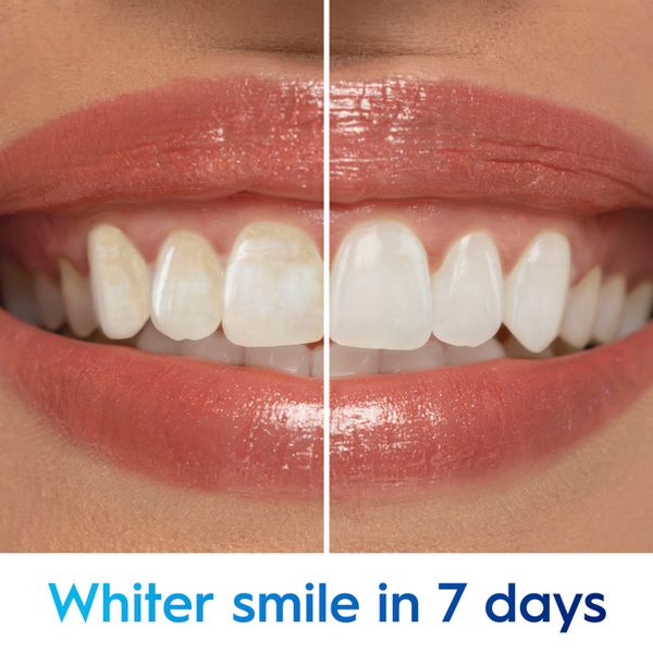 Crest 3D White Strength Whitening Mouthwash - Alcohol Free - Contains Fluoride - Arctic Fresh - 946ml