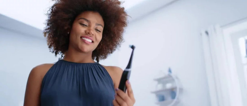 Oral-B iO Series 3 Electric Toothbrush - Pink