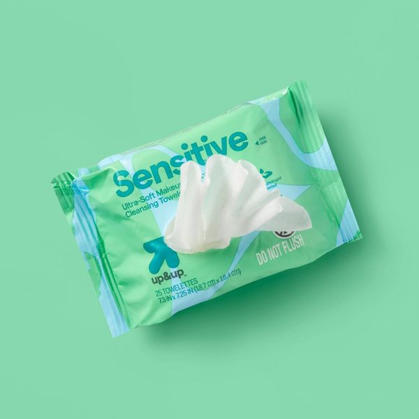 Sensitive Ultra-Soft Makeup Remover Cleansing Towelettes - Unscented - 25ct - up&up™