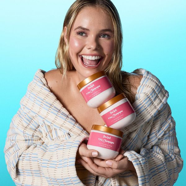 Tree Hut Moisturizing Body Scrub - Pink Champagne - 15oz