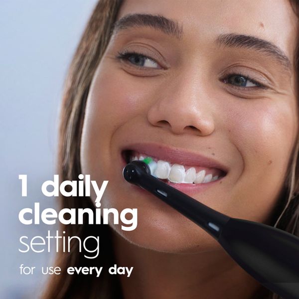 Oral-B ProClean Deep Clean Battery Electric Toothbrush with Timer and Brush Head - Black