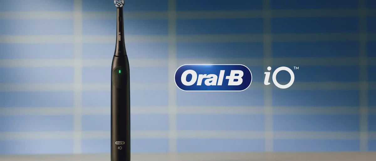 Oral-B iO Gum & Sensitive Replacement Brush Heads - White - 4ct