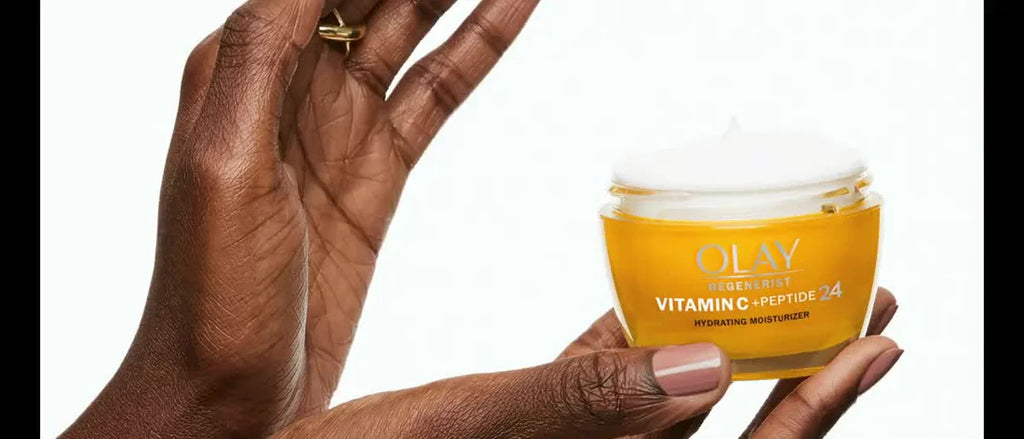 Olay Regenerist Vitamin C Face Moisturizer Cream - 1.7oz