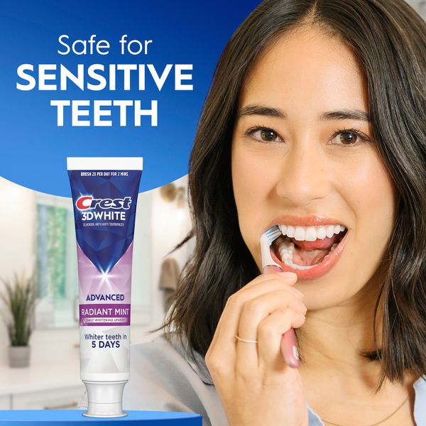 Crest 3DWhite Advanced Teeth Whitening Toothpaste - Radiant Mint - 3.3oz/4pk