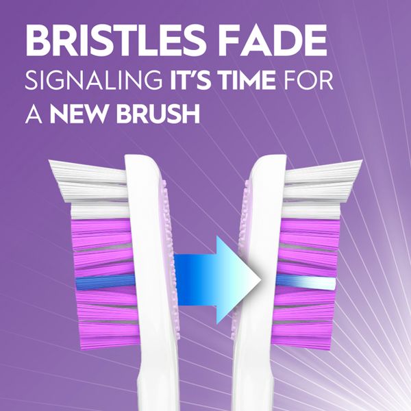Oral-B 3D White Vivid Manual Toothbrush, Medium Bristles - 1ct