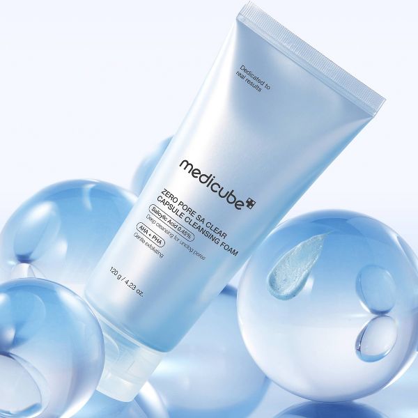 medicube Zero Pore Clearing Capsule Cleansing Foam