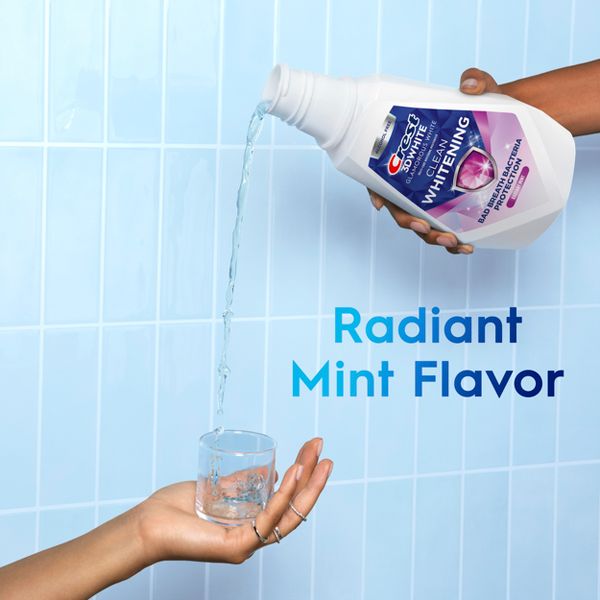 Crest 3D White Glamorous White Alcohol Free Multi-Care Whitening Mouthwash - 946 ml