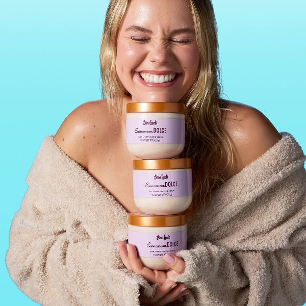 Tree Hut Moisturizing Body Scrub - Cinnamon Dolce - 15oz