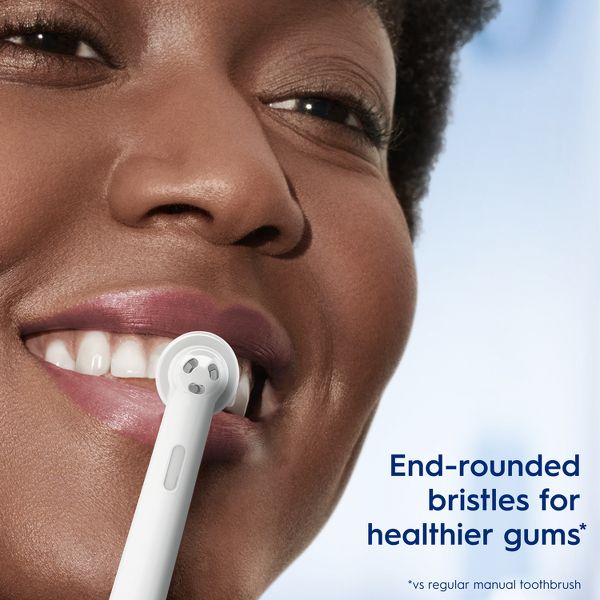 Oral-B Pro 500+ Electric Toothbrush with Brush Timer and 2 Brush Heads - Lavender