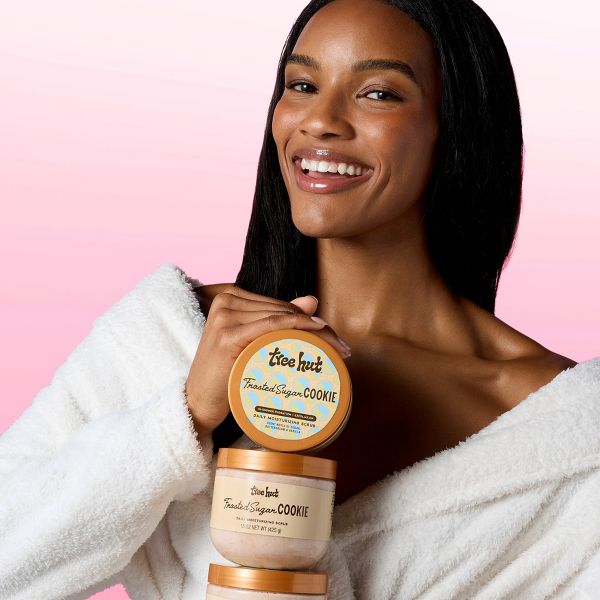 Tree Hut Moisturizing Scrub - Frosted Sugar Cookie - 15oz
