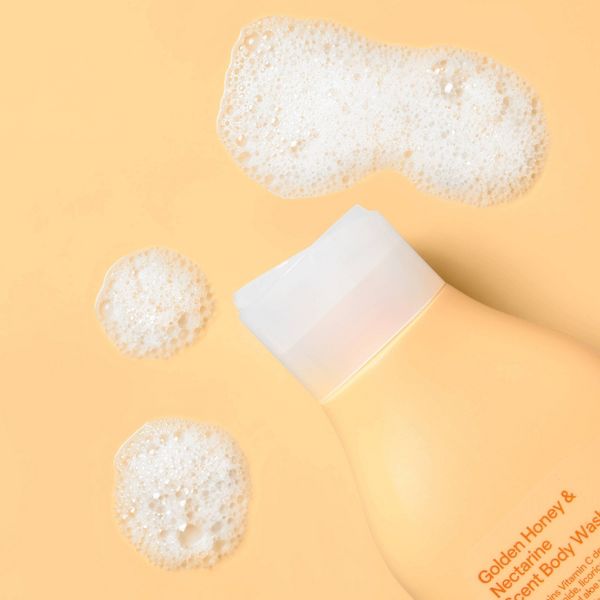 Skin Brightening Vitamin C Body Wash - Golden Honey & Nectarine - 22 fl oz - up&up™