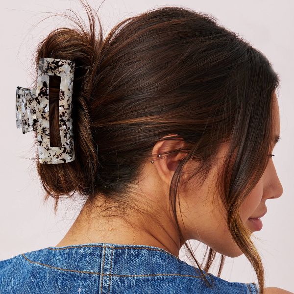 scünci | lüxe Acrylic Open Cut Rectangle Claw Clip - Tort