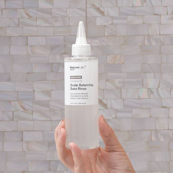 NATURELAB. TOKYO Mainichi Scalp Balancing Hair Rinse with Sake – Oil Balance + Soothing, Cooling Hydration, 6.7 oz