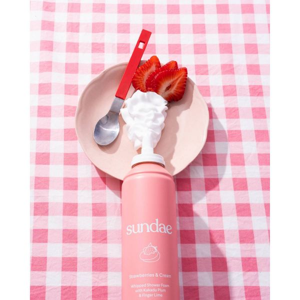 Sundae Strawberries & Cream Body Wash - 8.9 fl oz