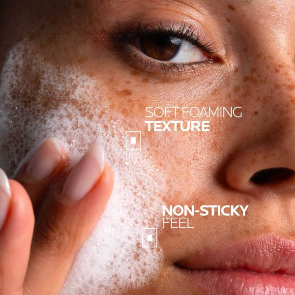 La Roche Posay Effaclar Supramolecular Oil Absorbing & Pores Correcting Acne Face Wash Jelly Cleanser- 13.52 fl oz