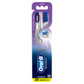 Oral-B Pro-Whitening Toothbrush - Medium - 2ct